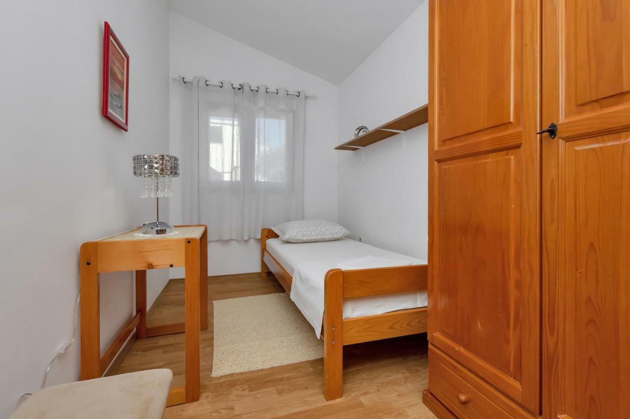 Apartment Kate-Few Minutes From Beach Makarska Bagian luar foto