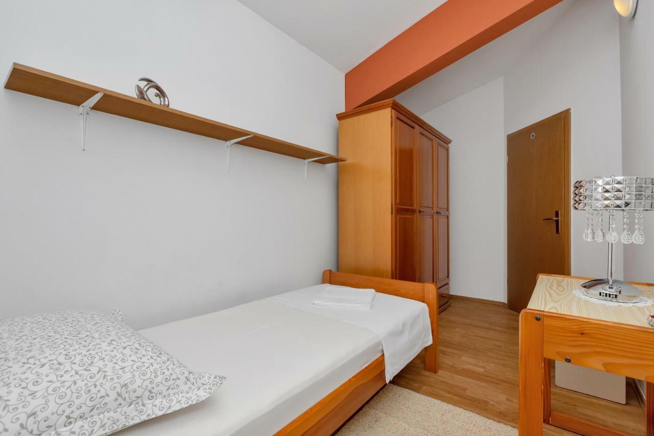 Apartment Kate-Few Minutes From Beach Makarska Bagian luar foto